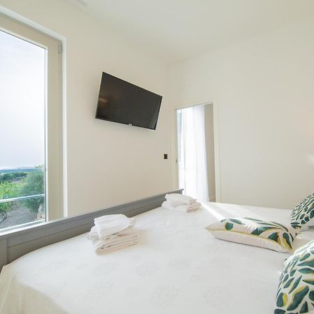 Seaside Elegance Suites Komiža Εξωτερικό φωτογραφία