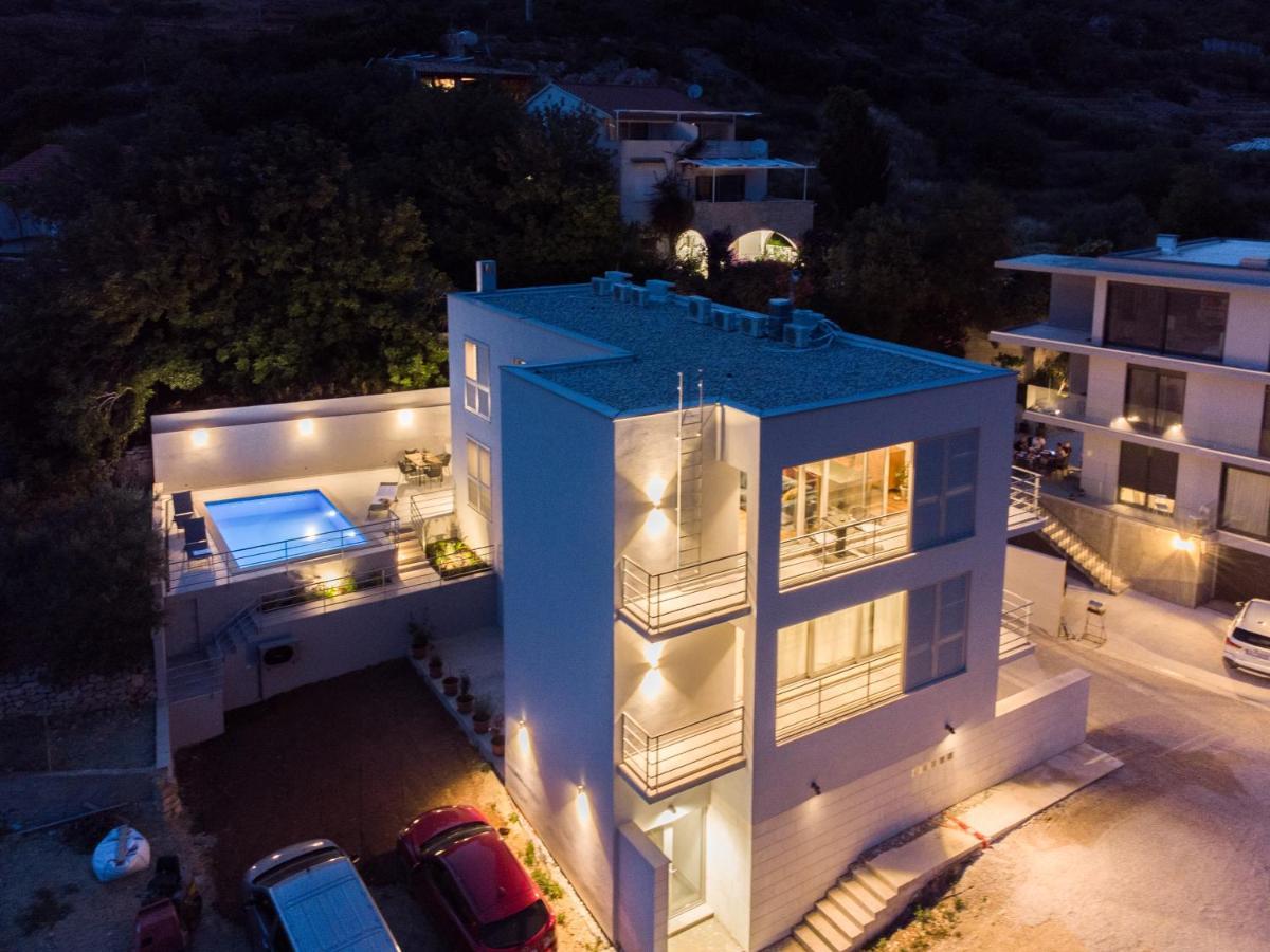 Seaside Elegance Suites Komiža Εξωτερικό φωτογραφία
